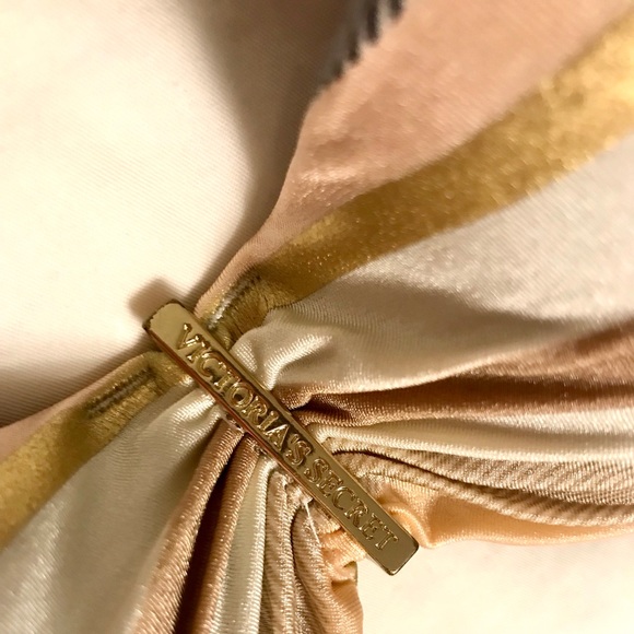 Victoria’s Secret Striped Bikini - Picture 5 of 6